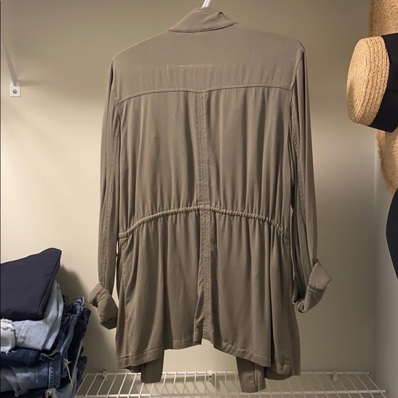 Green jacket! - Picture 2 of 2